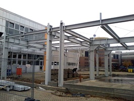 Stahlbaumontage Profilstahlkonstruktion