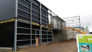Havelpark Dallgow, Stahlbau Fassade